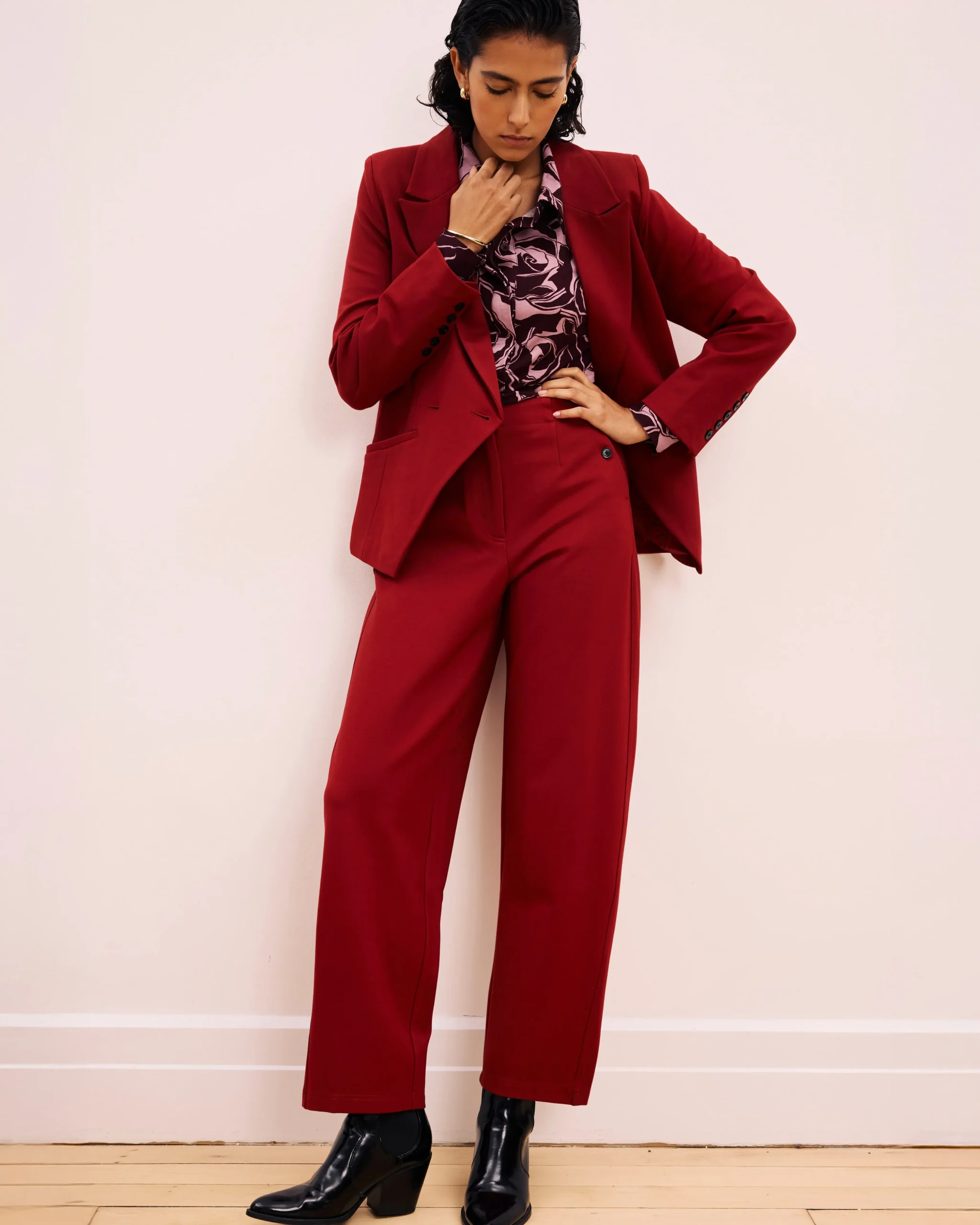Audrey Relaxed Uniform Ponte Workpant Garnet