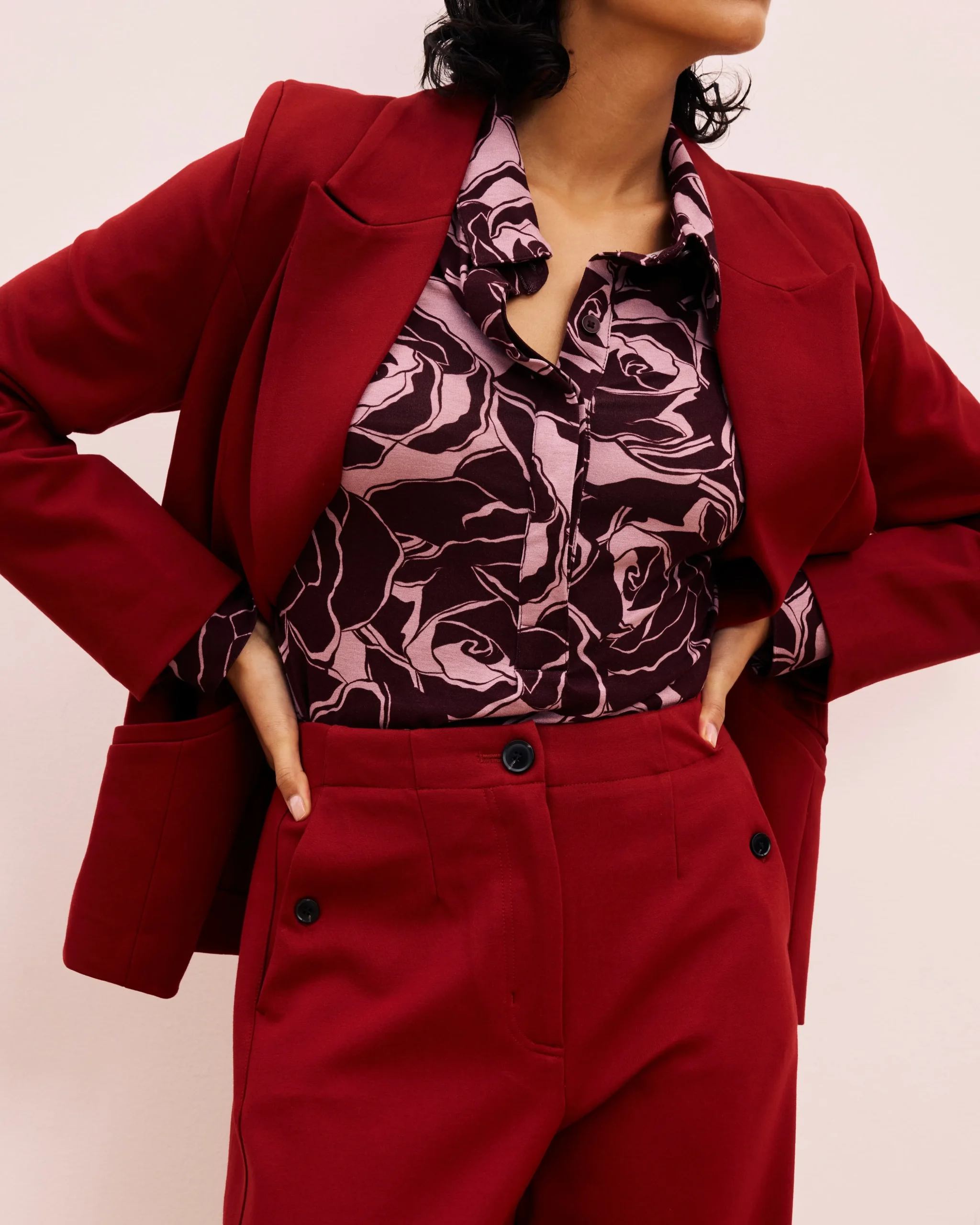 Audrey Relaxed Uniform Ponte Workpant Garnet