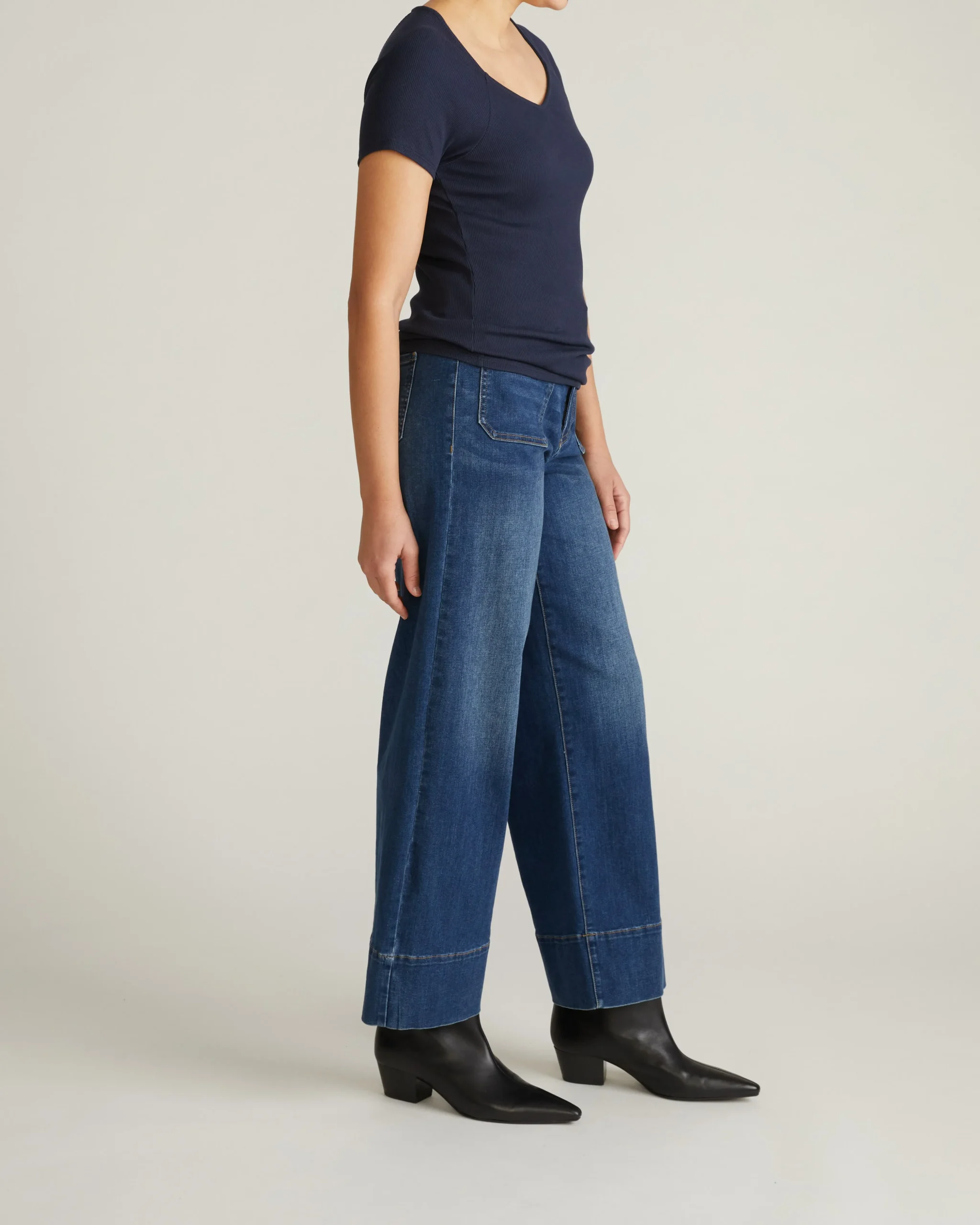 Carey Ribbed Sweetheart Tee Navy