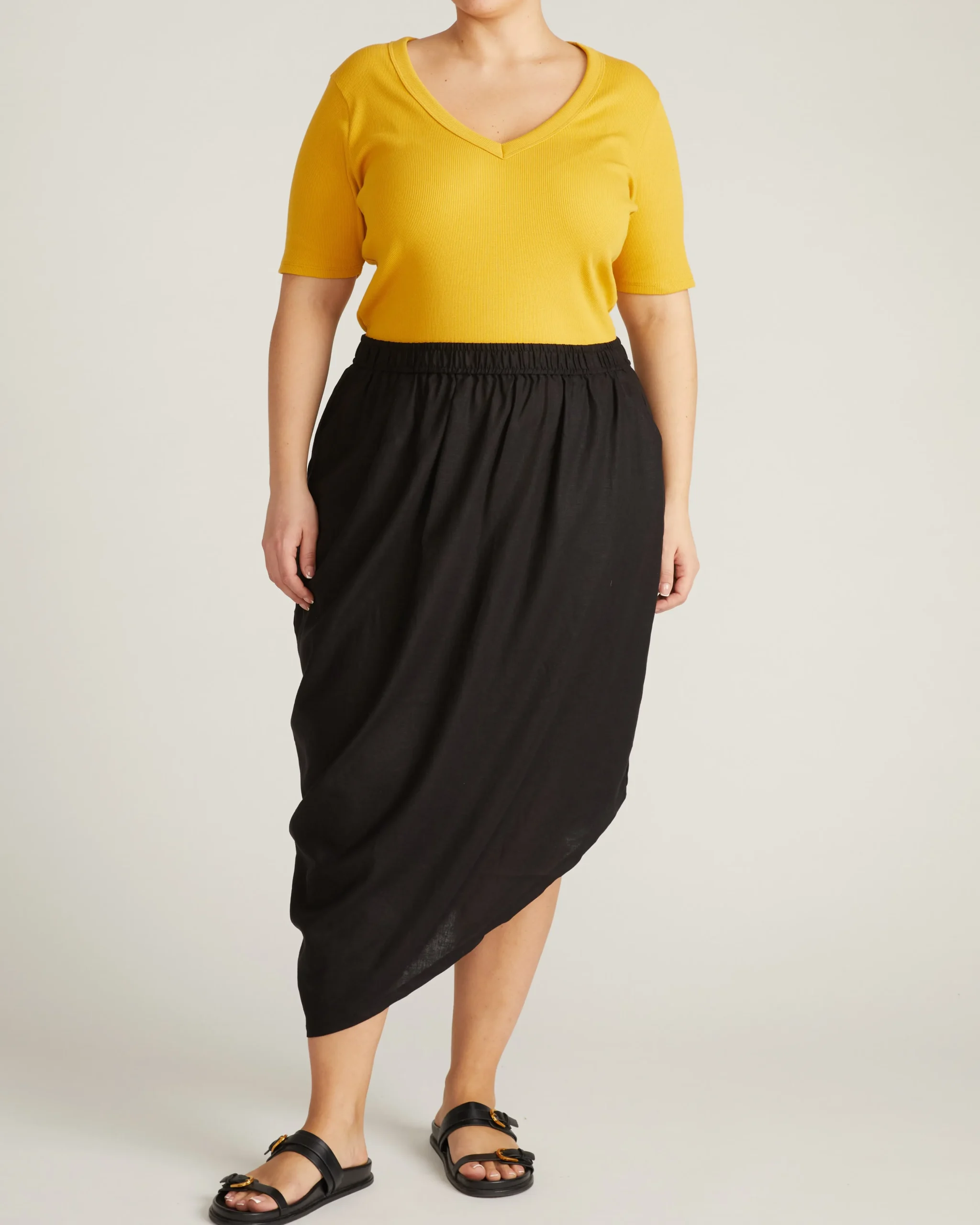 Classic V-Neck Ribbed Tee Goldenrod
