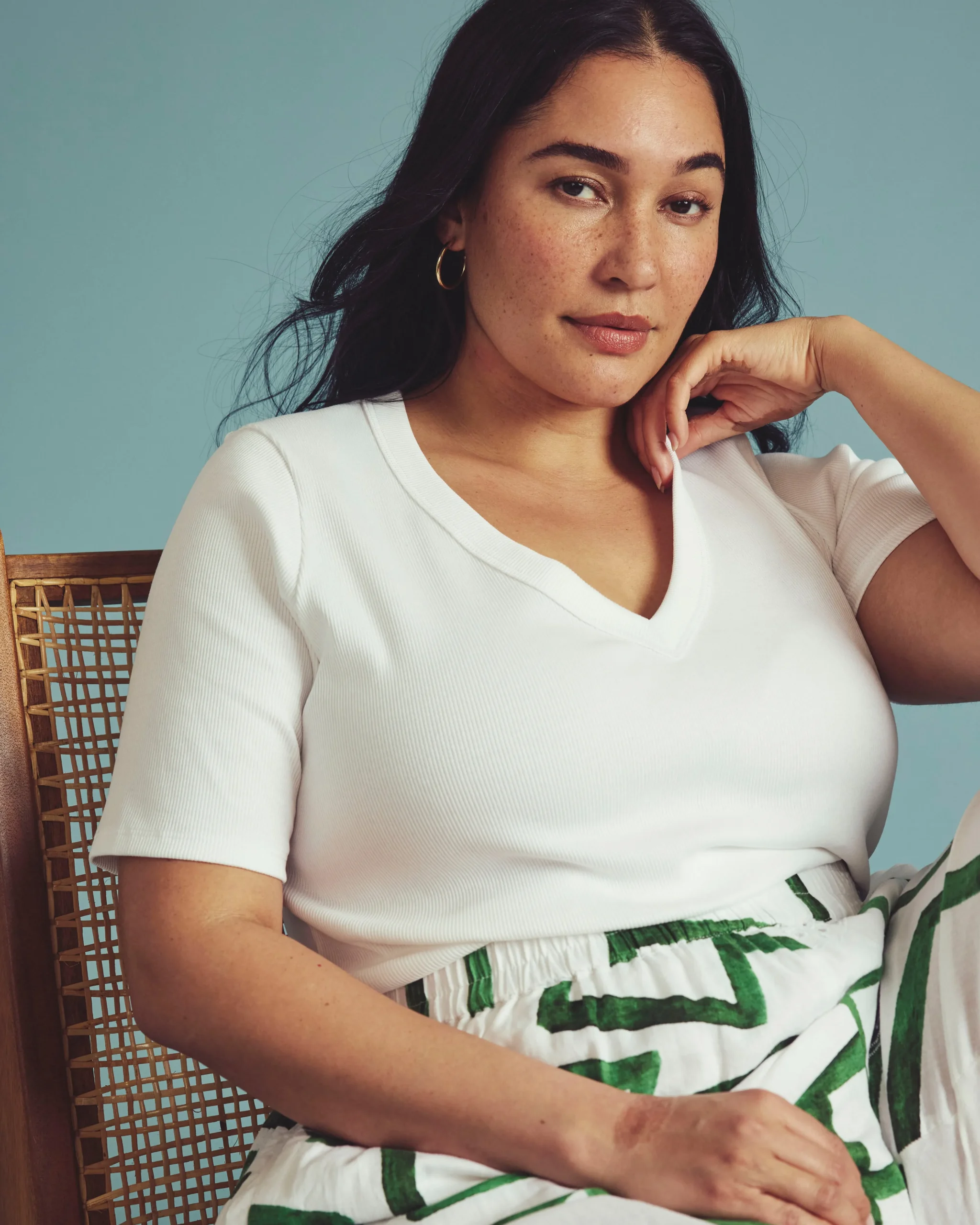 Classic V-Neck Ribbed Tee White