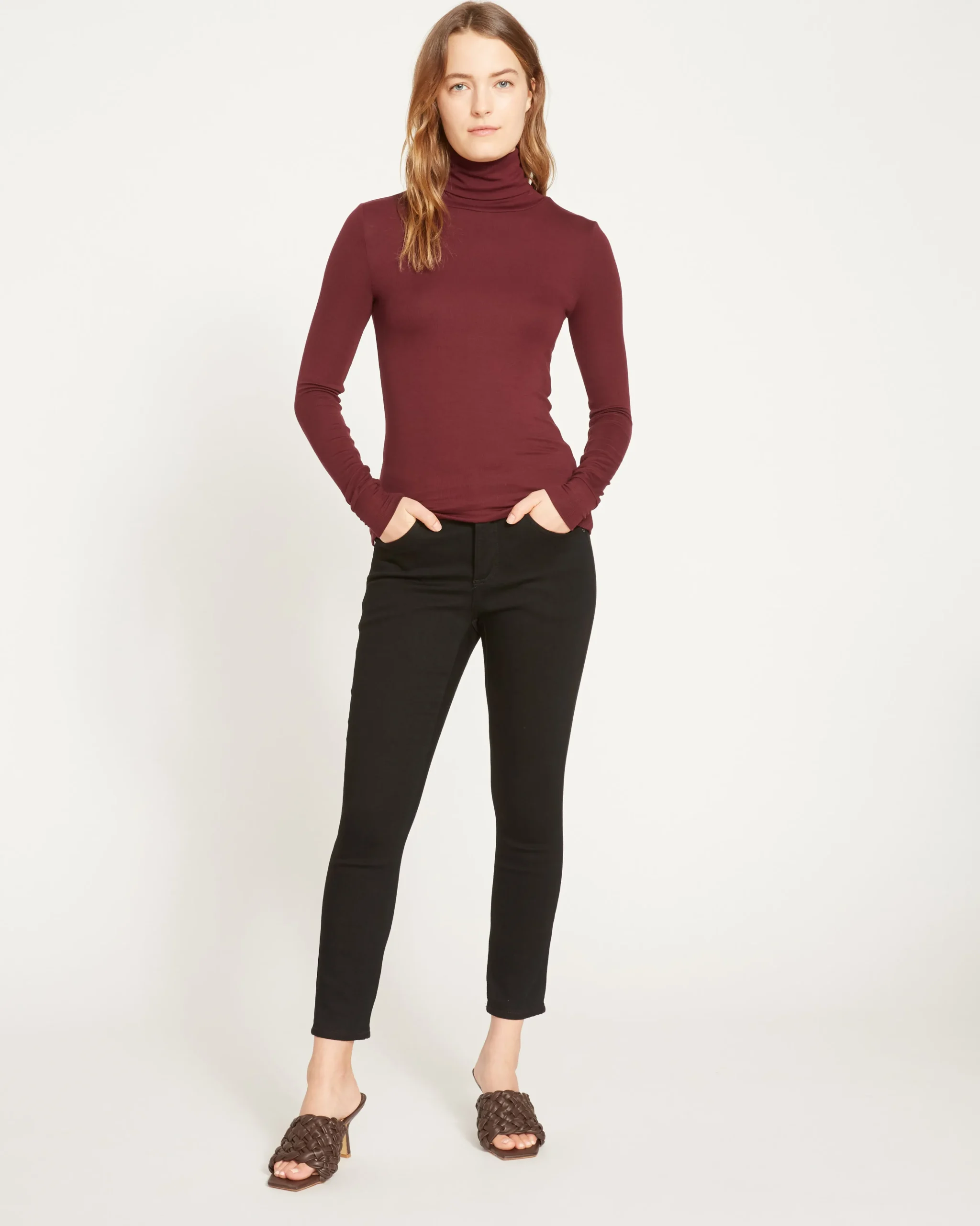 Cloud Rib Turtleneck Black Cherry