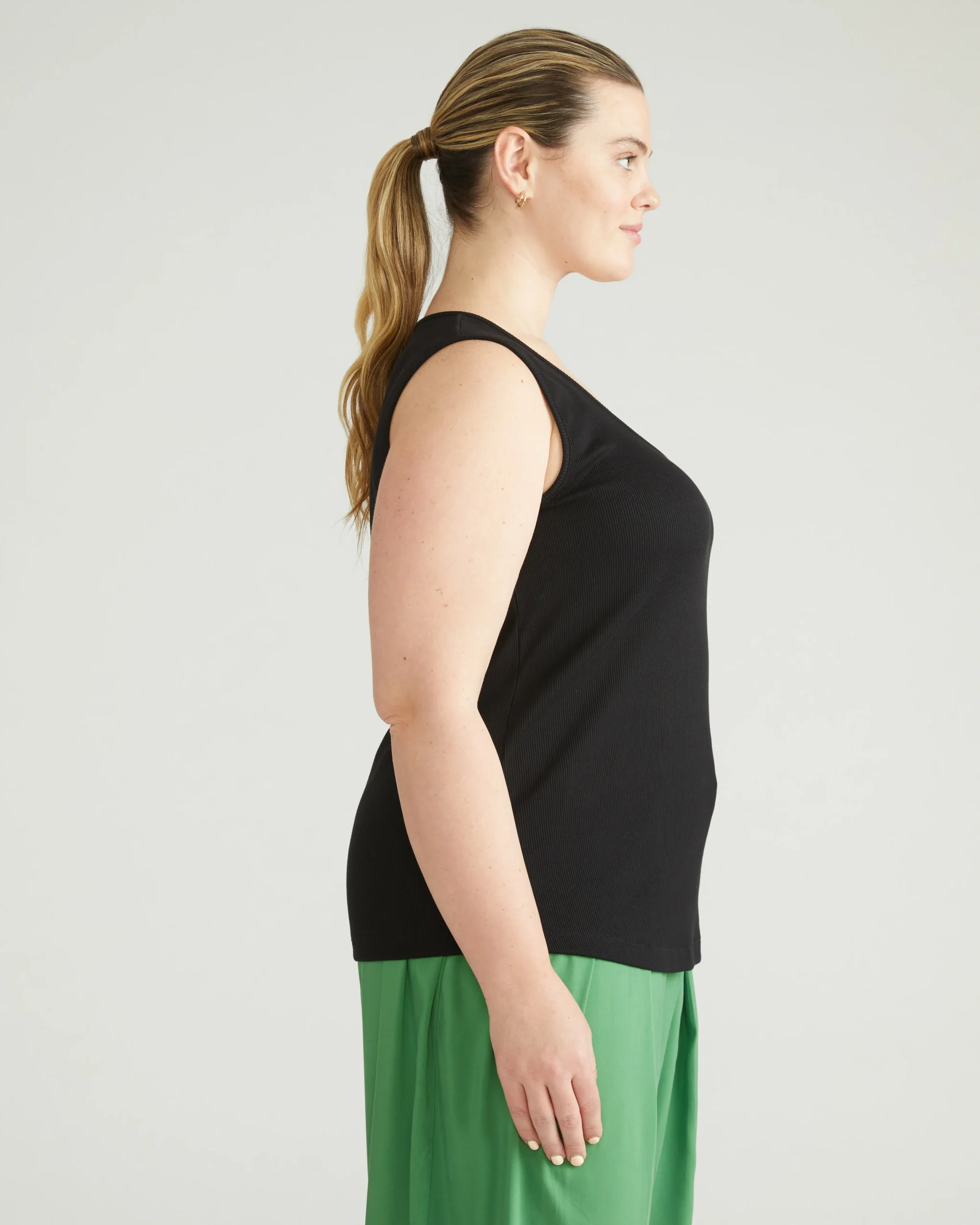 Daisy Ribbed Tank Black