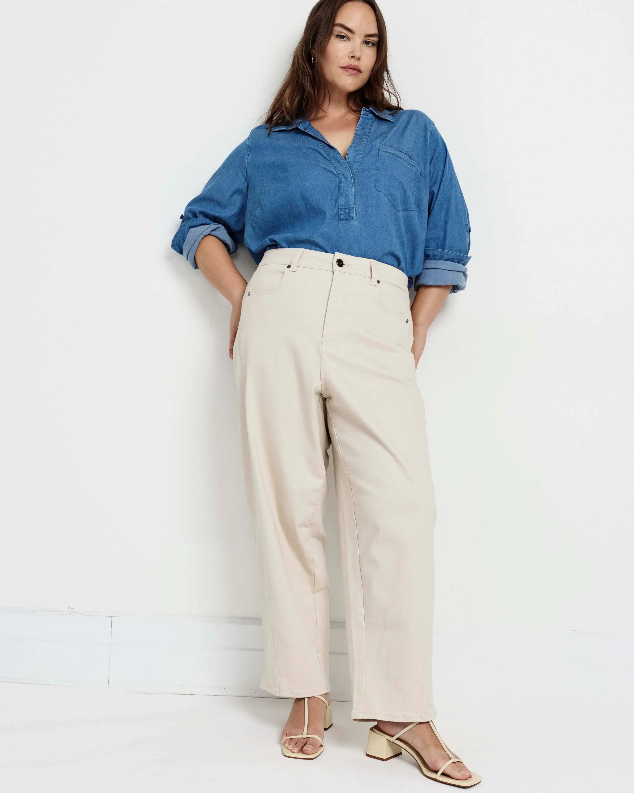 Dakota Twisted Leg Jeans Ecru