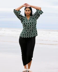 Elio V-Neck Linen Blend Top Green Trellis Print