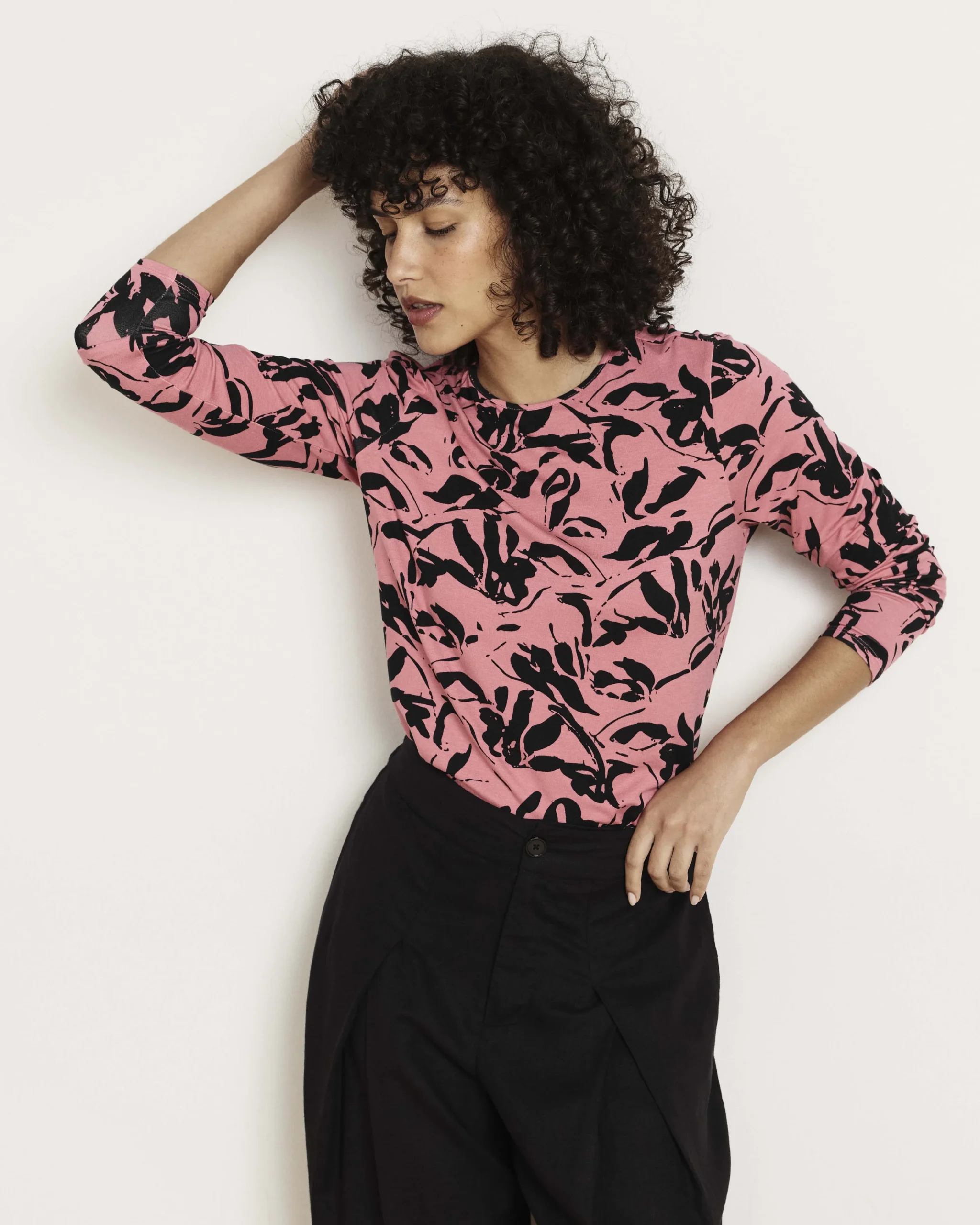Joan Liquid Jersey Long Sleeve Top Pink Sgraffito Print