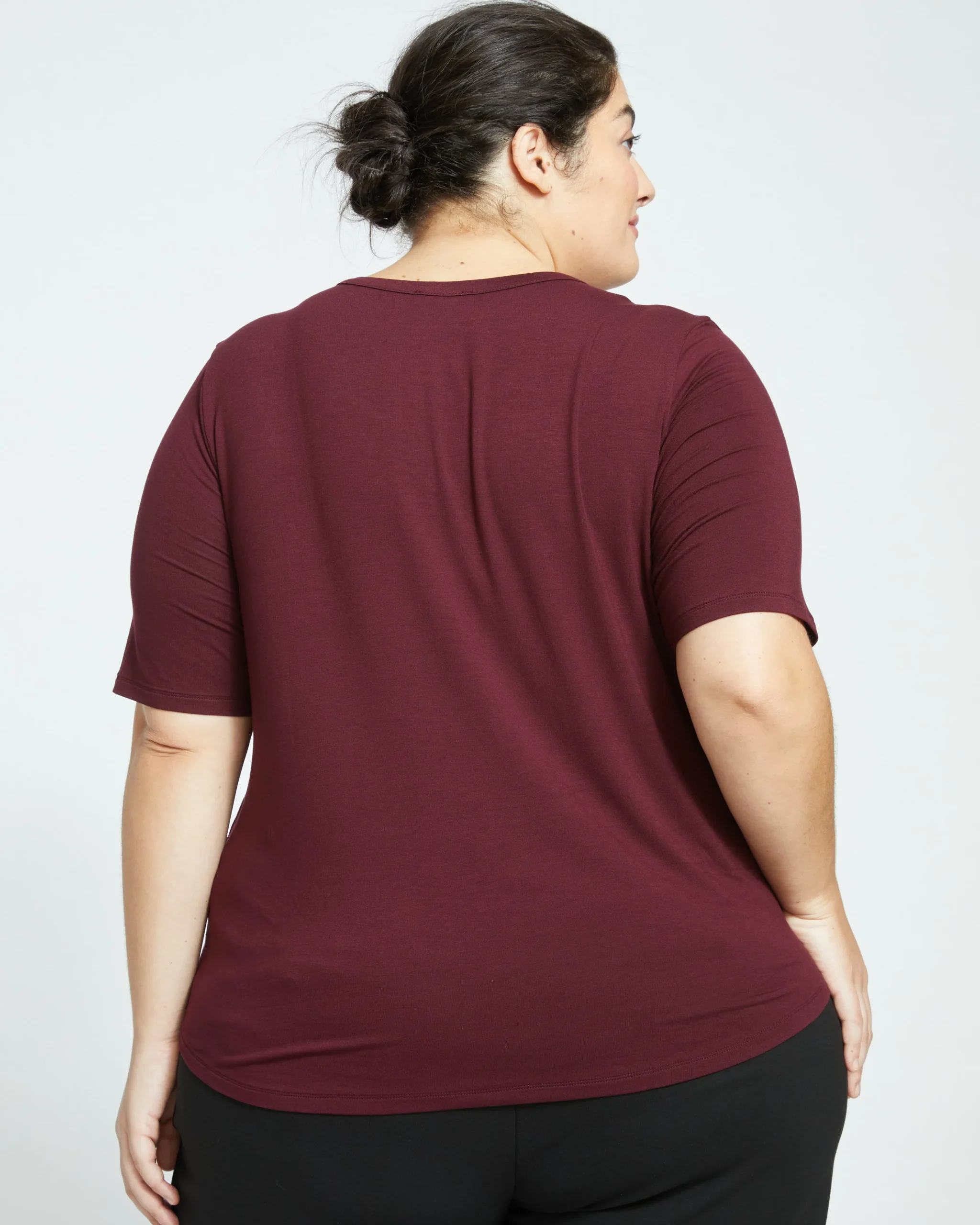 Lily Liquid Jersey V-Neck Stovepipe Tee Black Cherry