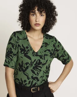 Lily Liquid Jersey V-Neck Stovepipe Tee Green Sgraffito Print
