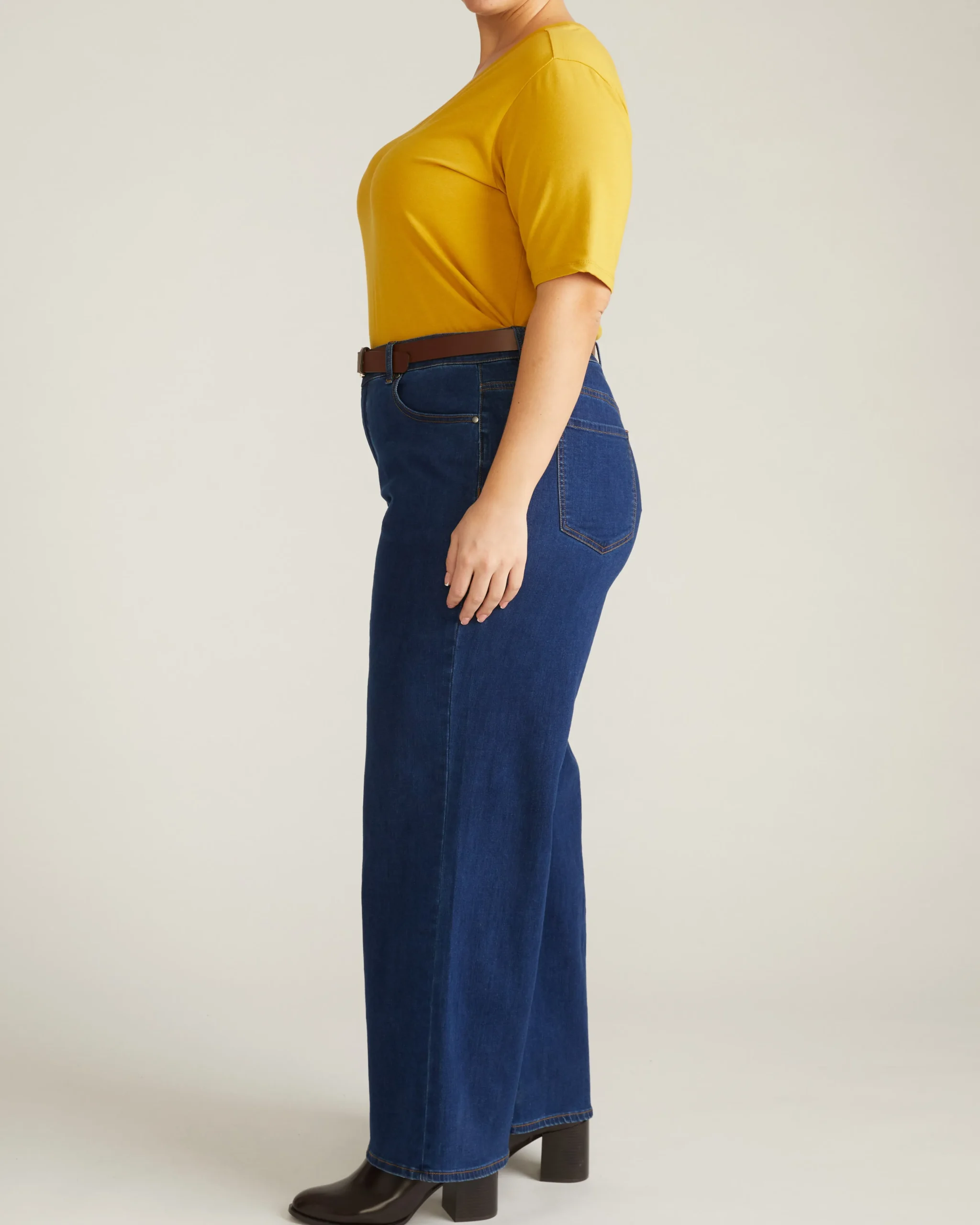 Maia Stovepipe Sleeve V Neck Tee Yellow Ochre