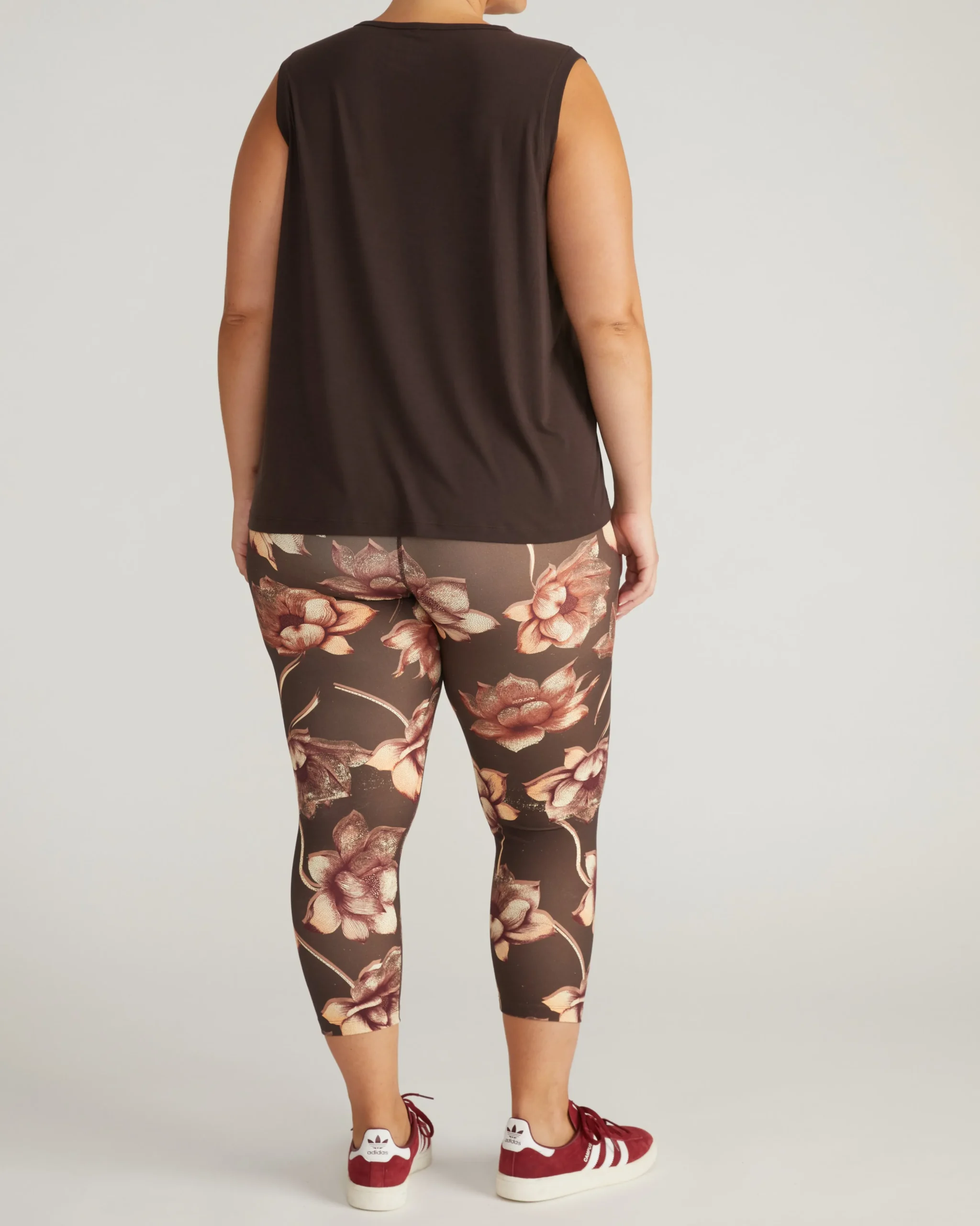 Mia Movement Tank Deep Brown