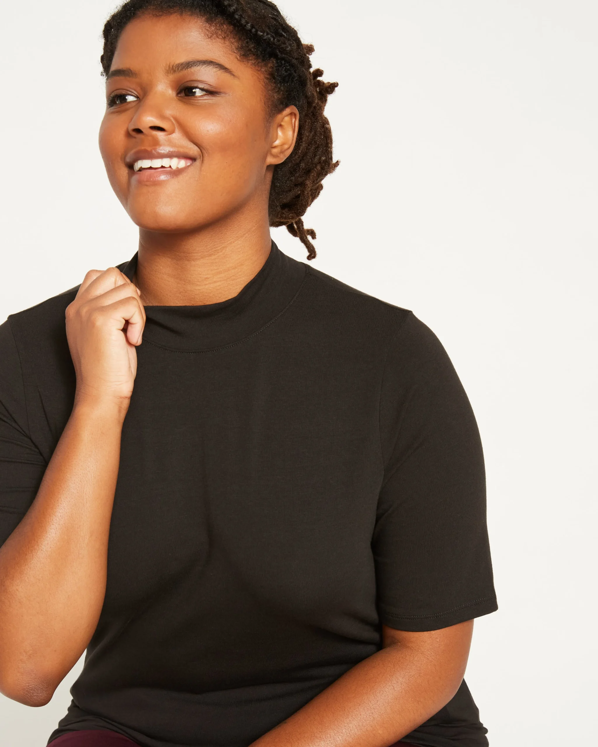 Modern Mock Neck Tee Black