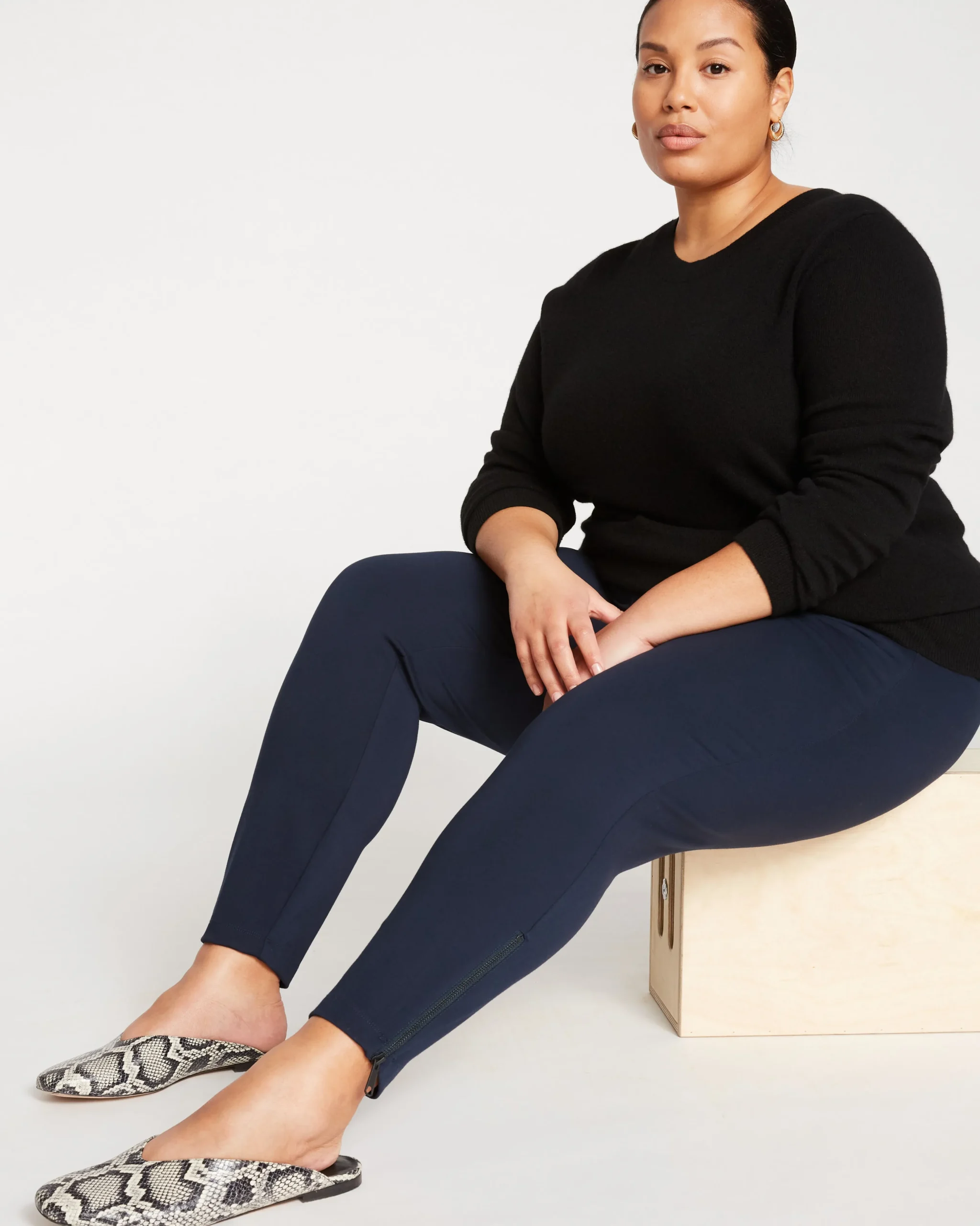 Moro Pocket Signature Ponte Pants Navy