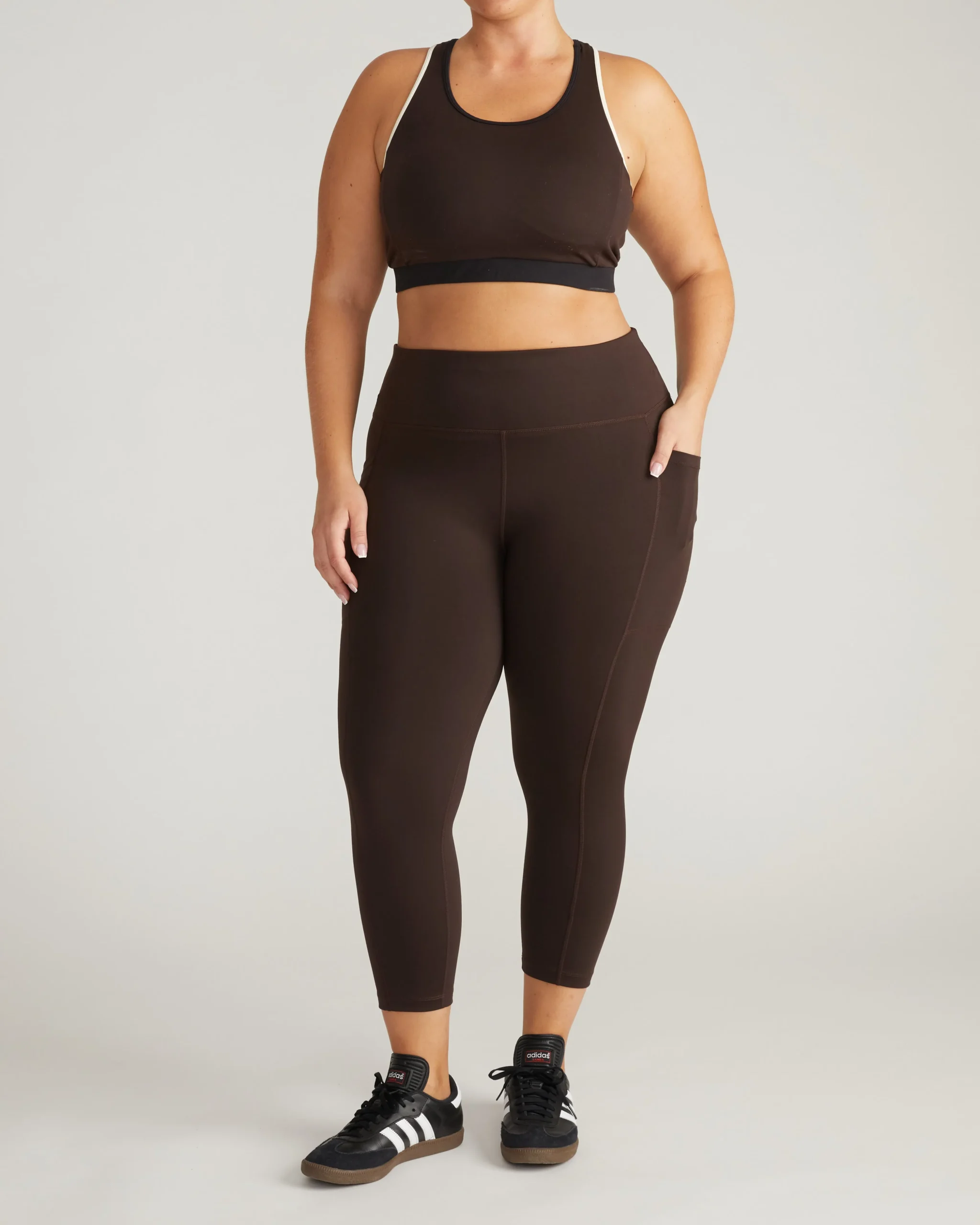 Next-to-Naked Cropped Pocket Legging Deep Brown