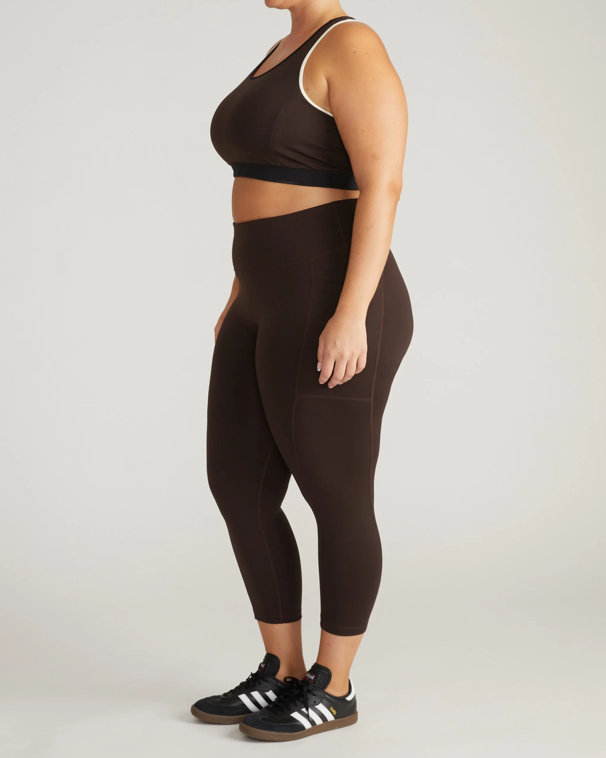 Next-to-Naked Cropped Pocket Legging Deep Brown