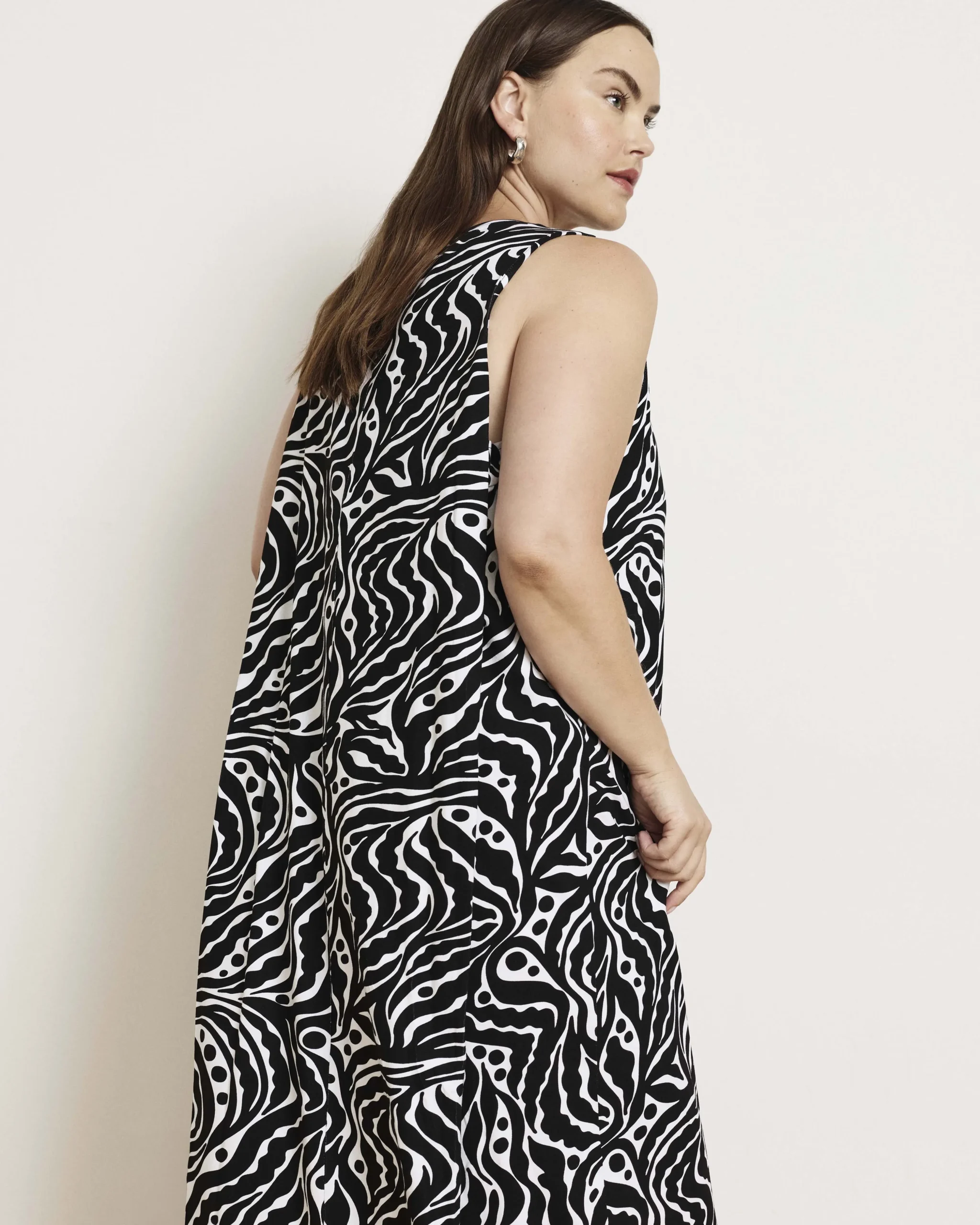 Pearl Divine Jersey Dress Black Bosco Print