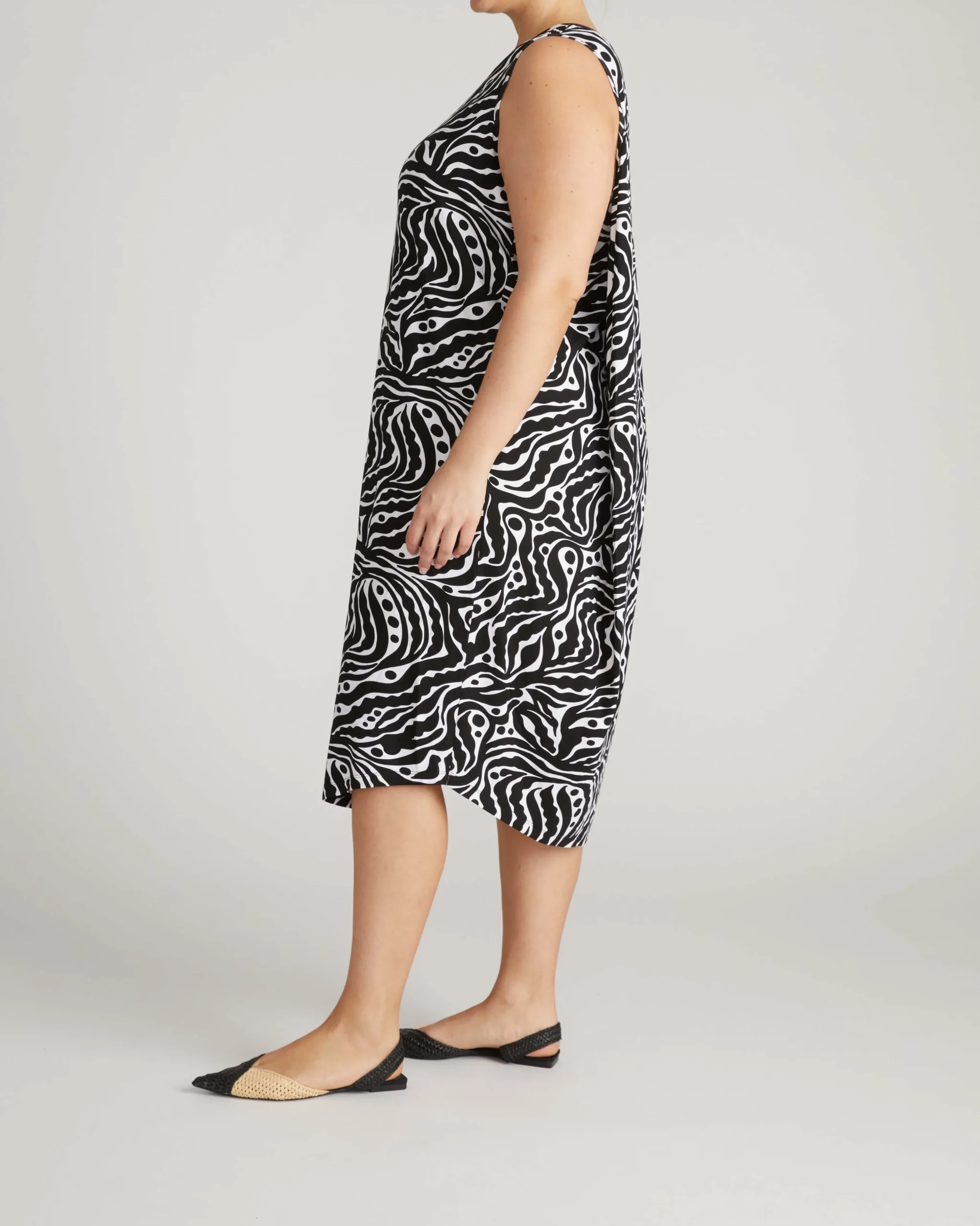 Pearl Divine Jersey Dress Black Bosco Print