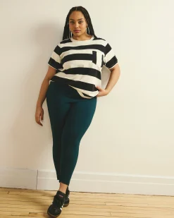 Roya Cropped Leggings 23 Inch Deep Sea