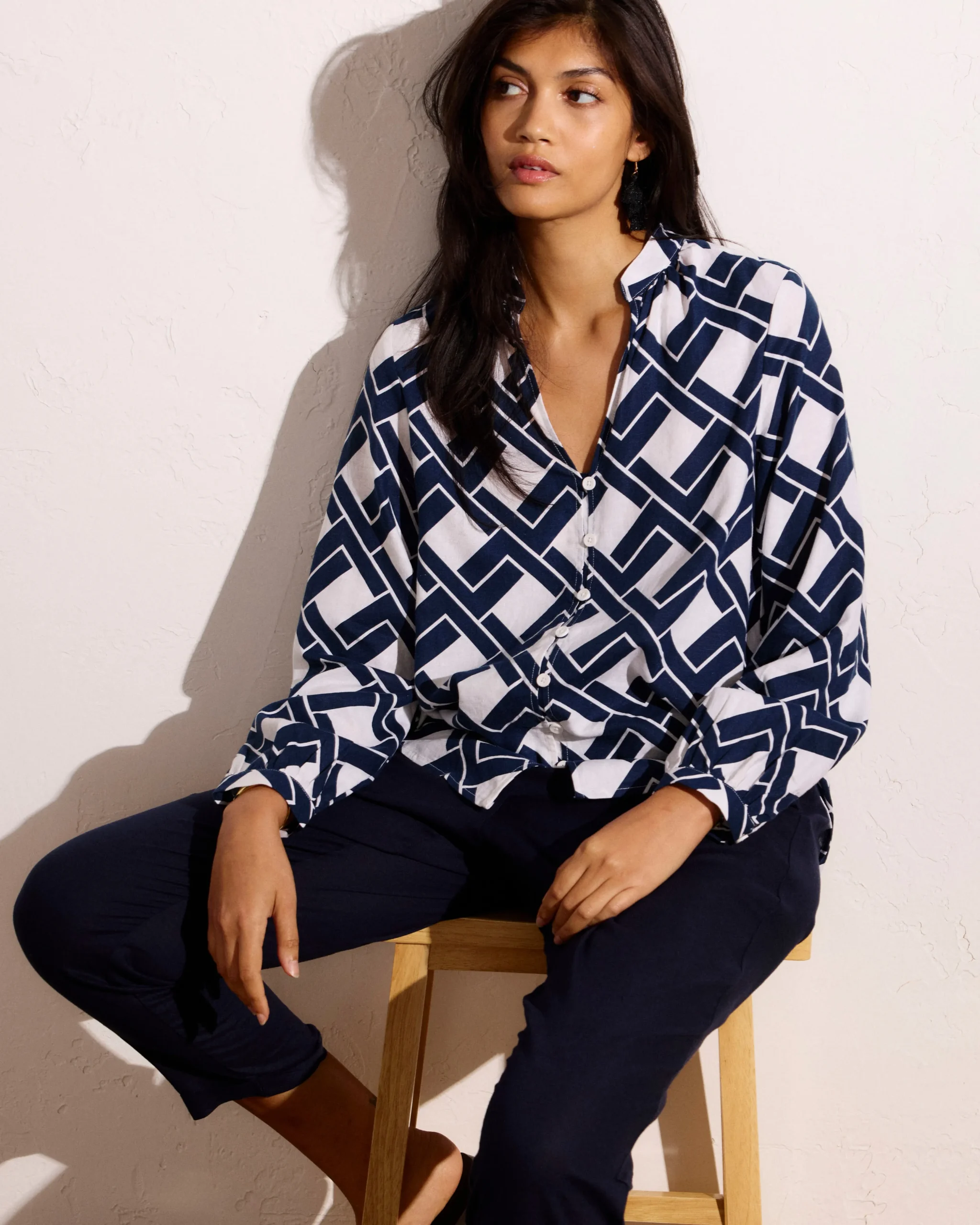 Sayville Linen Blend Drawstring Pant Navy