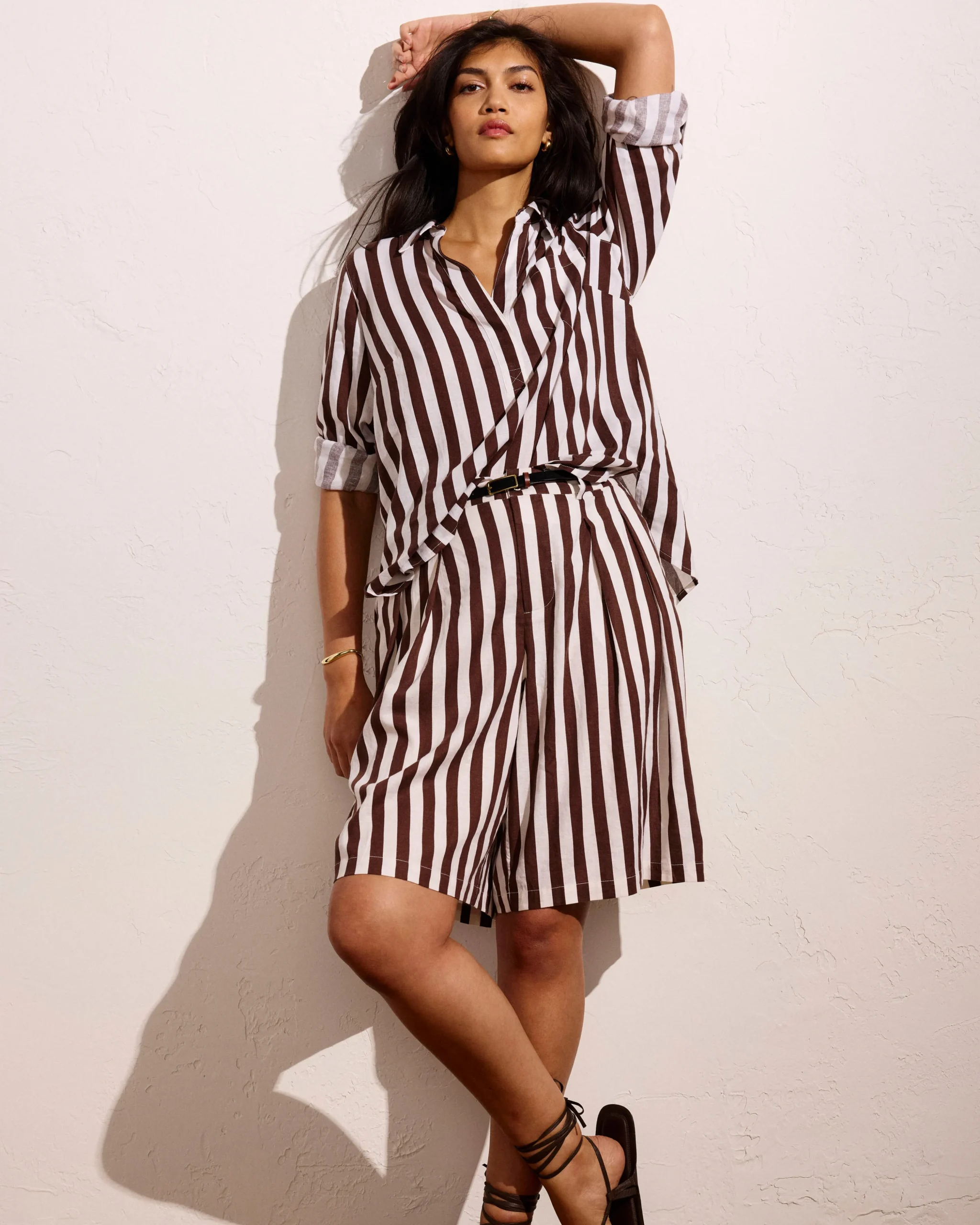 Seaport Tailored Linen Blend Short Peppercorn Stripe