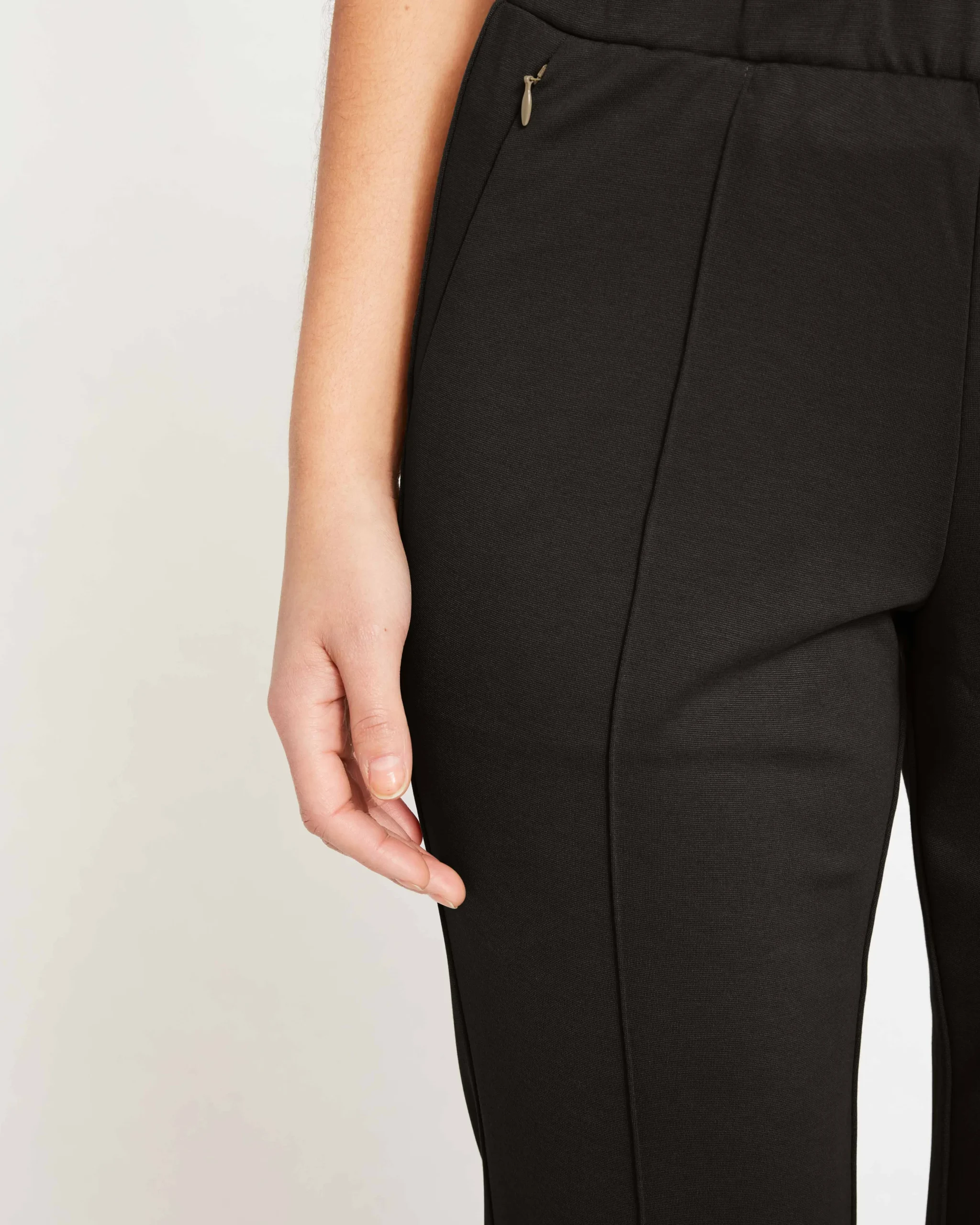 Skinny Pintuck Ponte Pants 28 Inch Black
