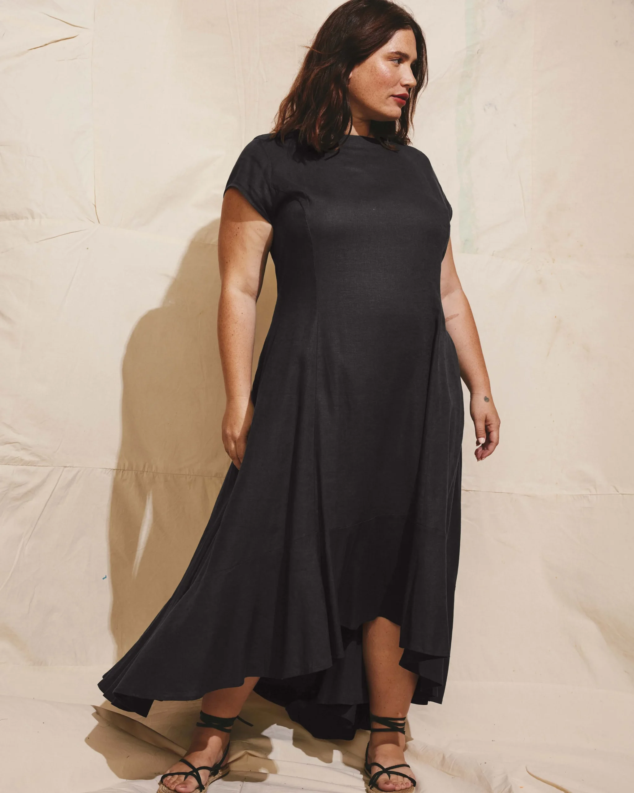 Sunset Linen Blend Flounce Dress Black