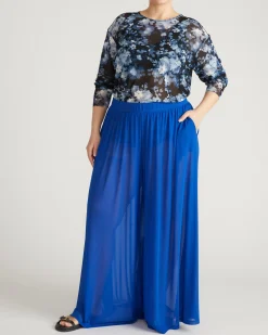 Thames Fog Top Tumbling Bouquet Print