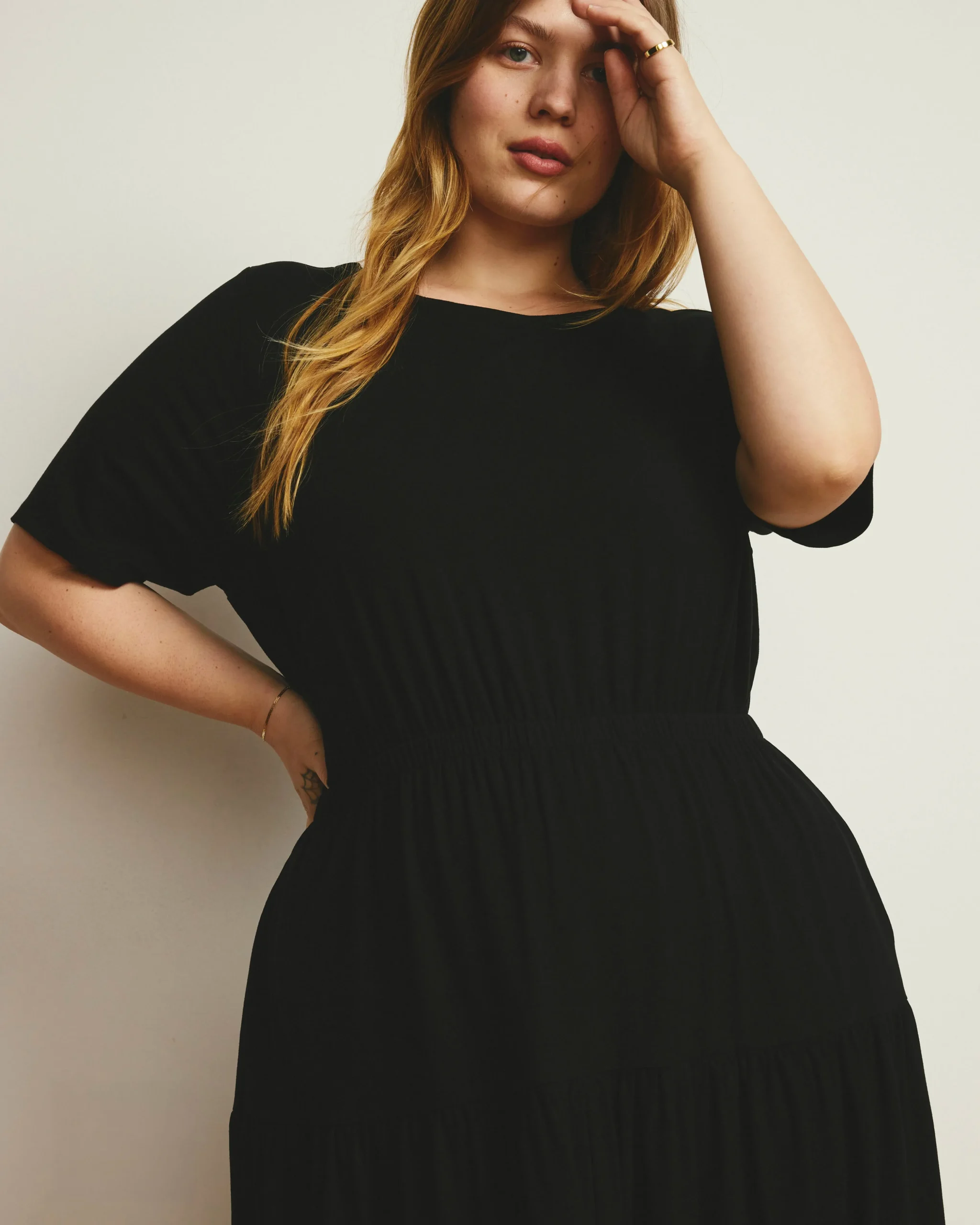Thea Divine Jersey Midi Dress Black