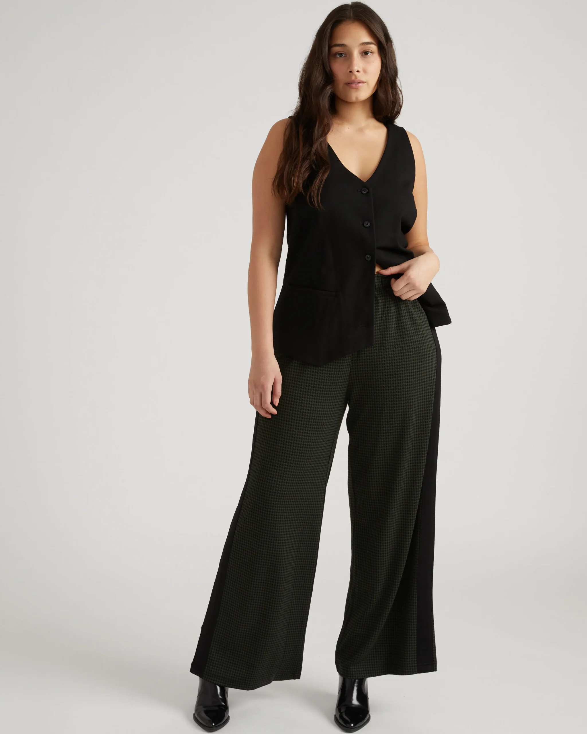 The Tailored Ponte Vest Black