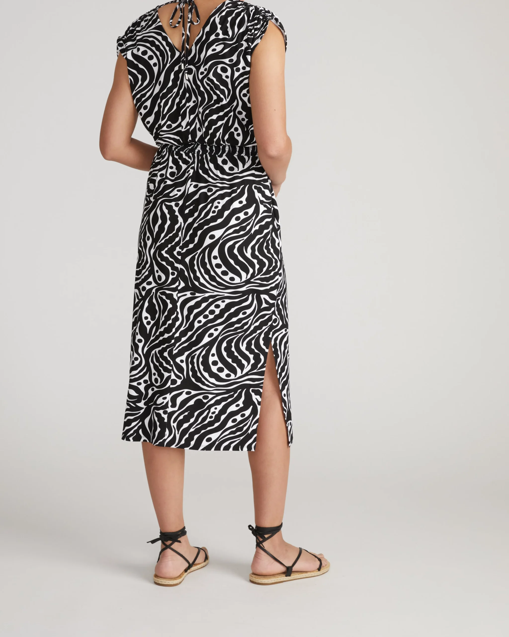 Tish Divine Jersey Kaftan Black Bosco Print