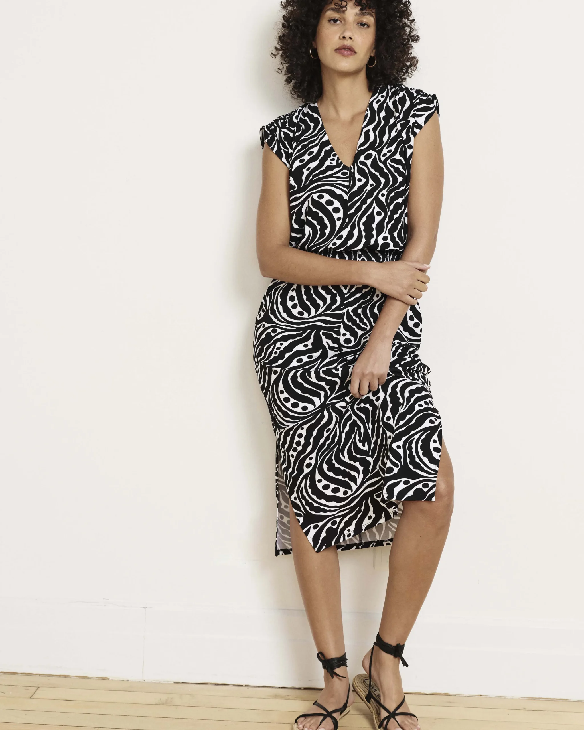 Tish Divine Jersey Kaftan Black Bosco Print