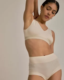 UltimateS Lounge Bra Porcelain